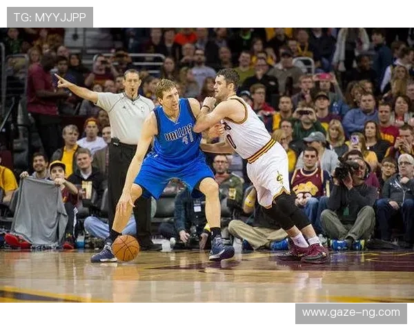 NBA焦点战役群星爆发季后赛席位争夺进入白热化多队命运悬念升级