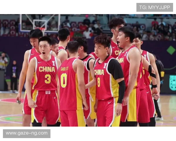 中国男篮新赛季首战逆转取胜 展现年轻球员强大潜力