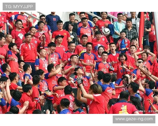 中国足球联赛迎来新赛季多支球队补强实力显著提升竞争激烈程度加剧