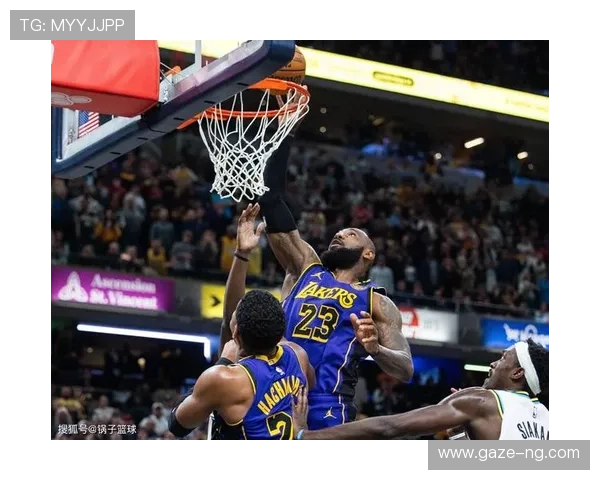 湖人詹姆斯关键三分助队逆转掘金赢得激烈胜利