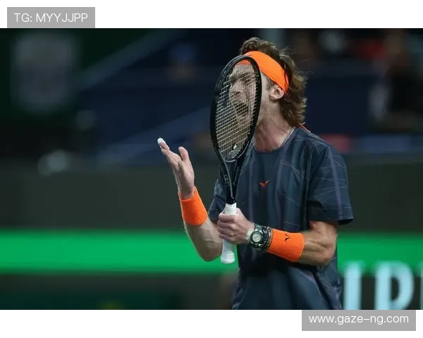 网球大师赛精彩回顾：明星球员激战连连 谁将登顶世界之巅